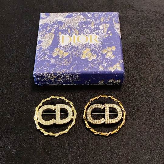 Dior Brooch 01lyh39